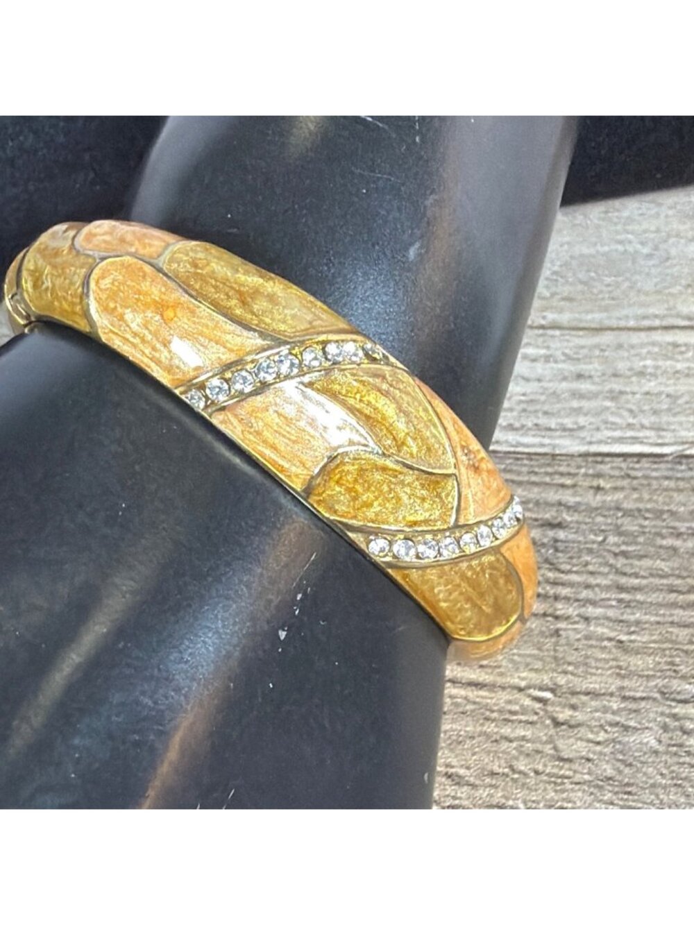 VTG Art Deco Enamel Gold Tone Hinged Bangle Rhinestone Clamper Retro Bracelet - Picture 4 of 16